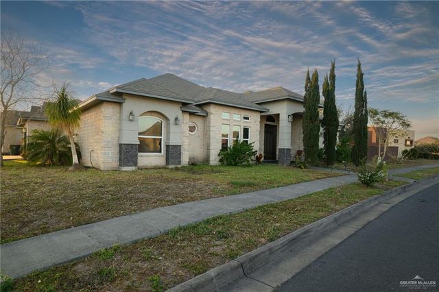 9600 Lake Concordia Court, Los Fresnos, TX 78566