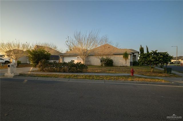 9600 Lake Concordia Court, Los Fresnos, TX 78566