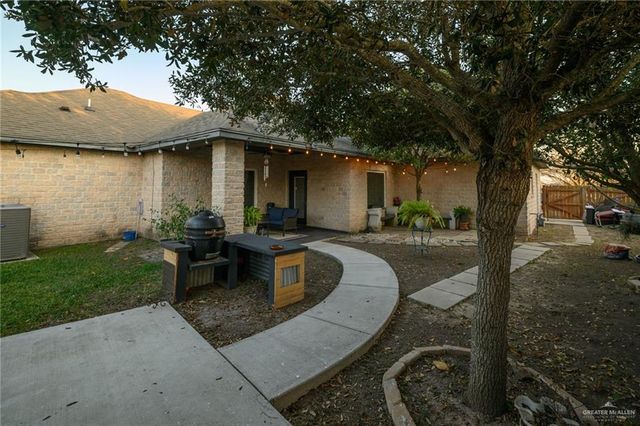 9600 Lake Concordia Court, Los Fresnos, TX 78566