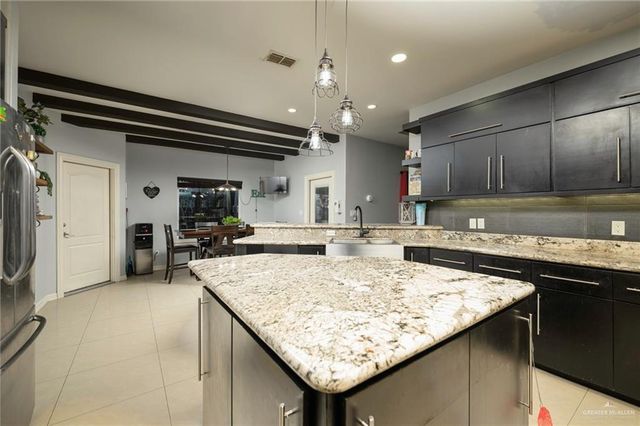 9600 Lake Concordia Court, Los Fresnos, TX 78566