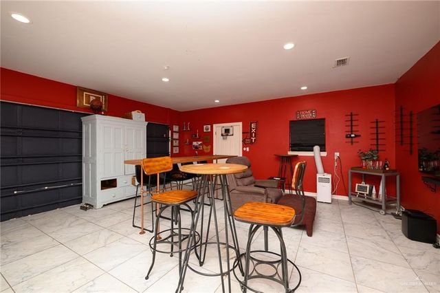 9600 Lake Concordia Court, Los Fresnos, TX 78566