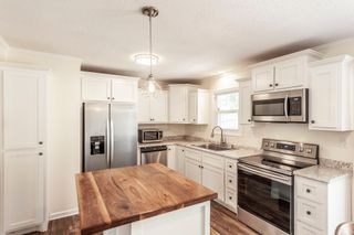 1711 Woodside Dr, Springfield, TN 37172