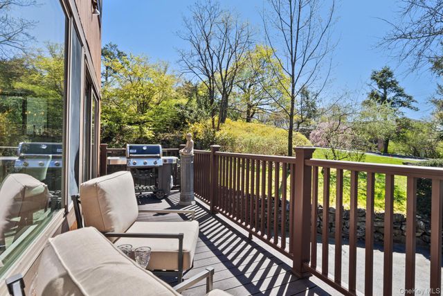 181 Martling Avenue, Tarrytown, NY 10591