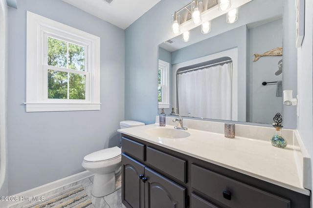 444 E Creekview Drive, Hampstead, NC 28443