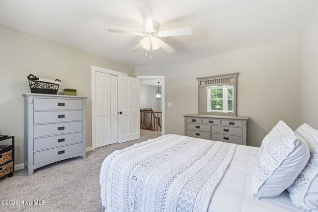 444 E Creekview Drive, Hampstead, NC 28443