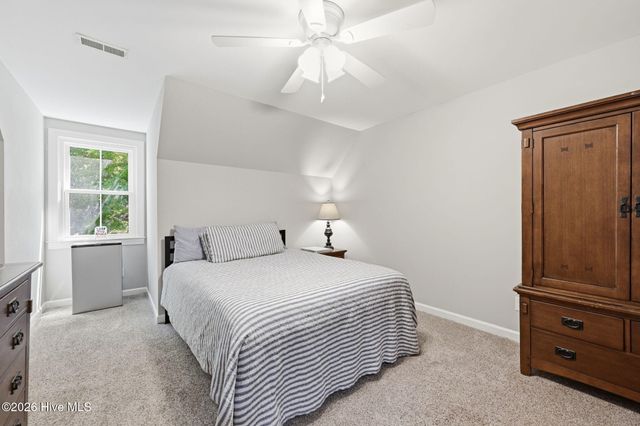 444 E Creekview Drive, Hampstead, NC 28443