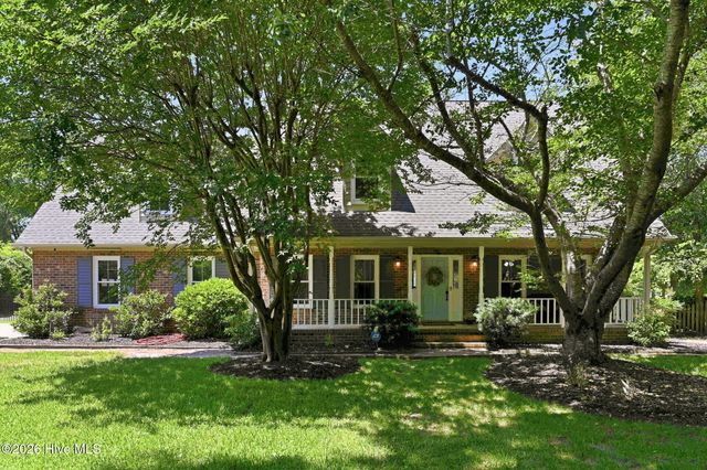 444 E Creekview Drive, Hampstead, NC 28443