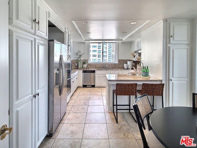 10550 WILSHIRE 1004, Los Angeles, CA 90024