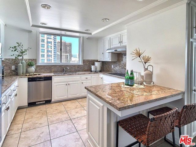 10550 WILSHIRE 1004, Los Angeles, CA 90024