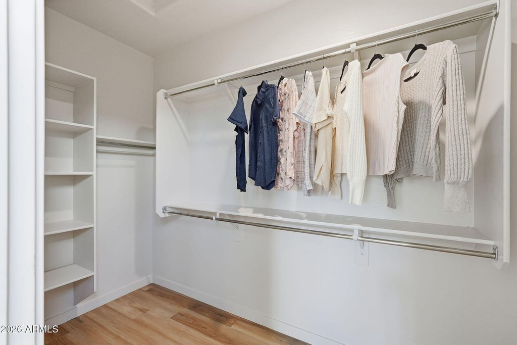 Image 22 of property listing at 6521 N 15TH Drive, Phoenix, AZ 85015