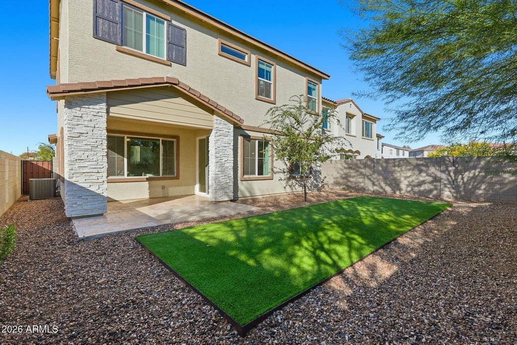 Image 29 of property listing at 6521 N 15TH Drive, Phoenix, AZ 85015