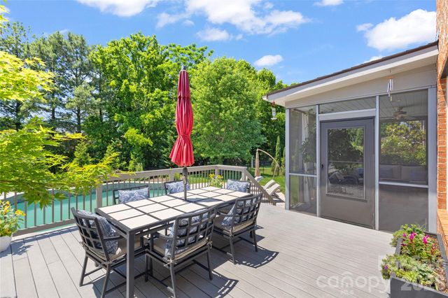 3207 Lakehurst Crossing, Matthews, NC 28104