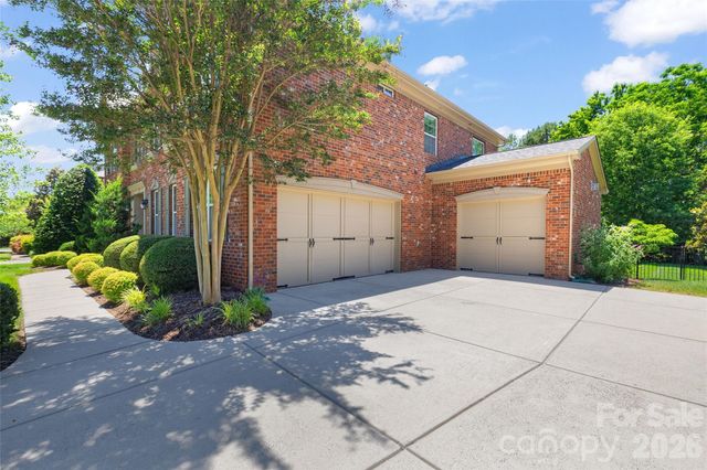 3207 Lakehurst Crossing, Matthews, NC 28104