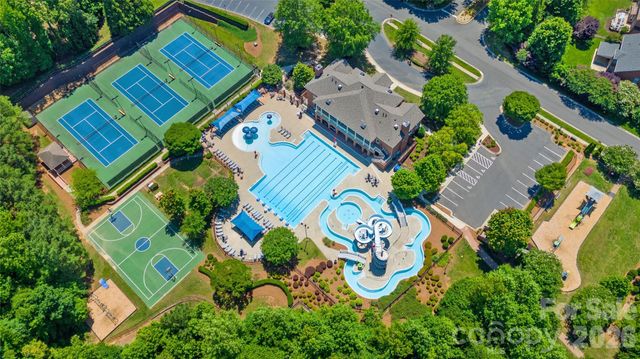 3207 Lakehurst Crossing, Matthews, NC 28104