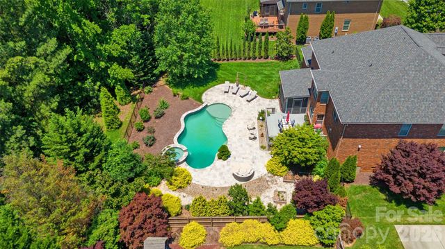 3207 Lakehurst Crossing, Matthews, NC 28104