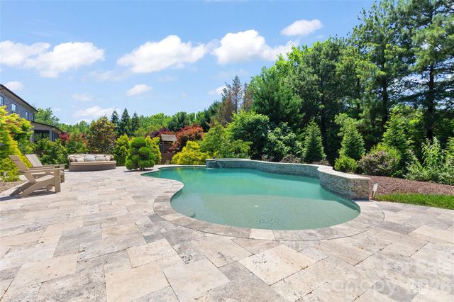 3207 Lakehurst Crossing, Matthews, NC 28104