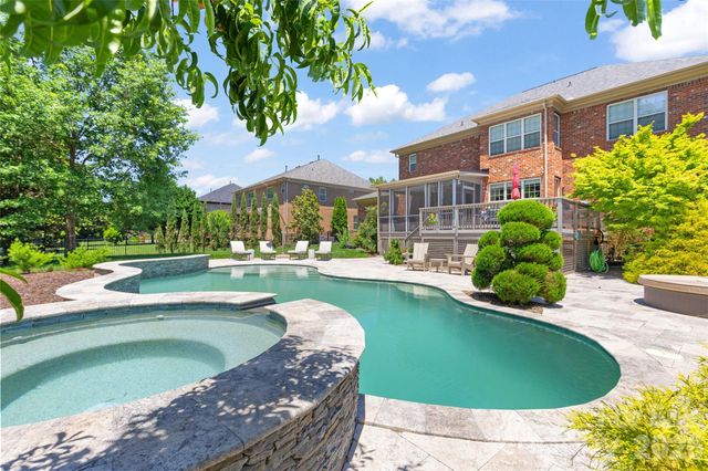 3207 Lakehurst Crossing, Matthews, NC 28104