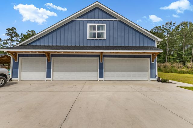 1945 Emery Rd., Loris, SC 29569