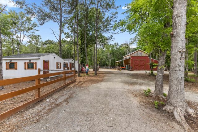 1945 Emery Rd., Loris, SC 29569