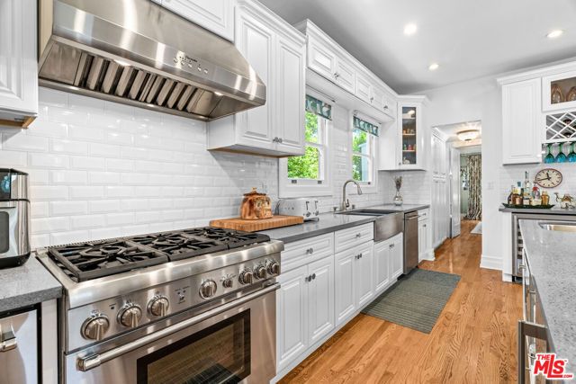 1841 Wellington Road, Los Angeles, CA 90019