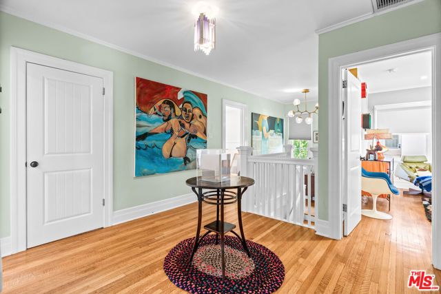 1841 Wellington Road, Los Angeles, CA 90019