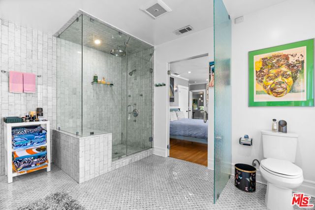 1841 Wellington Road, Los Angeles, CA 90019
