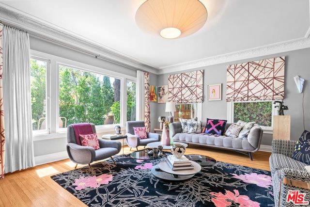 1841 Wellington Road, Los Angeles, CA 90019