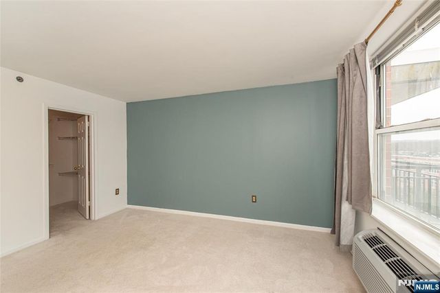 300 Main Street 915, Little Falls, NJ 07424