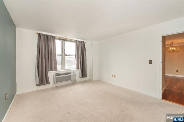 300 Main Street 915, Little Falls, NJ 07424