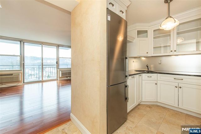 300 Main Street 915, Little Falls, NJ 07424