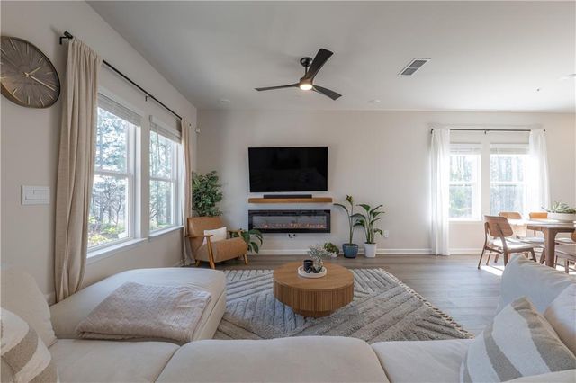 6415 Apalachee SE Way, Smyrna, GA 30126