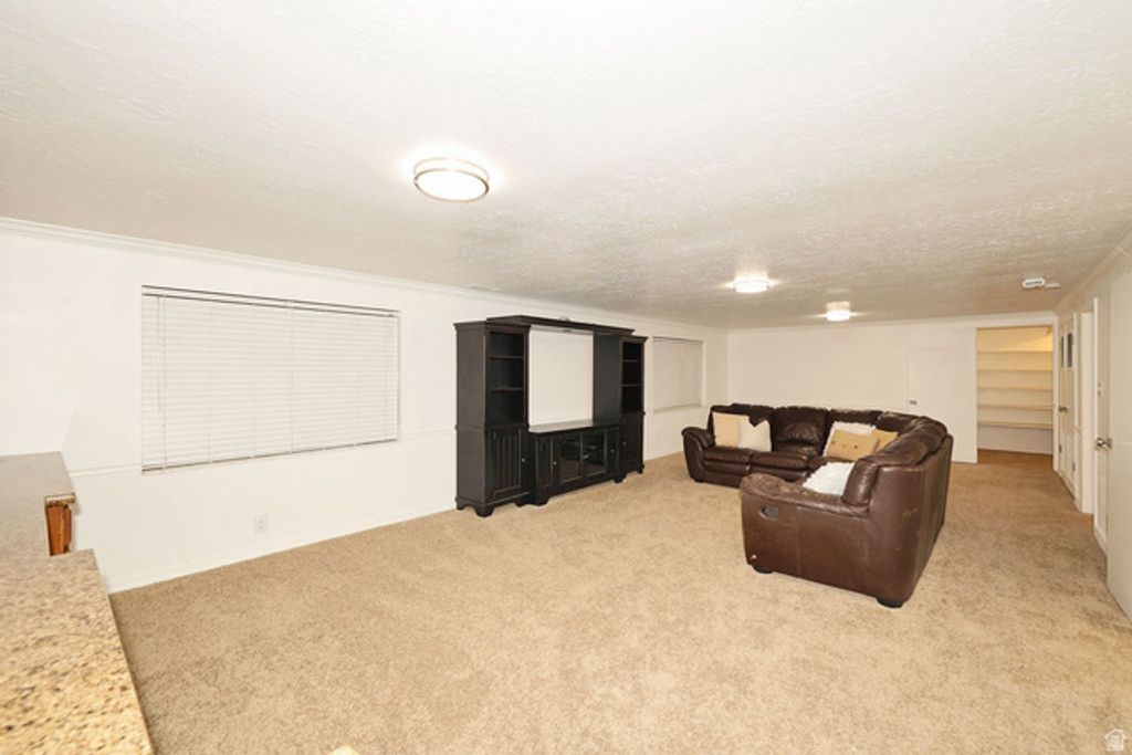 Image 25 of property listing at 4143 S 635 E, Murray, UT 84107