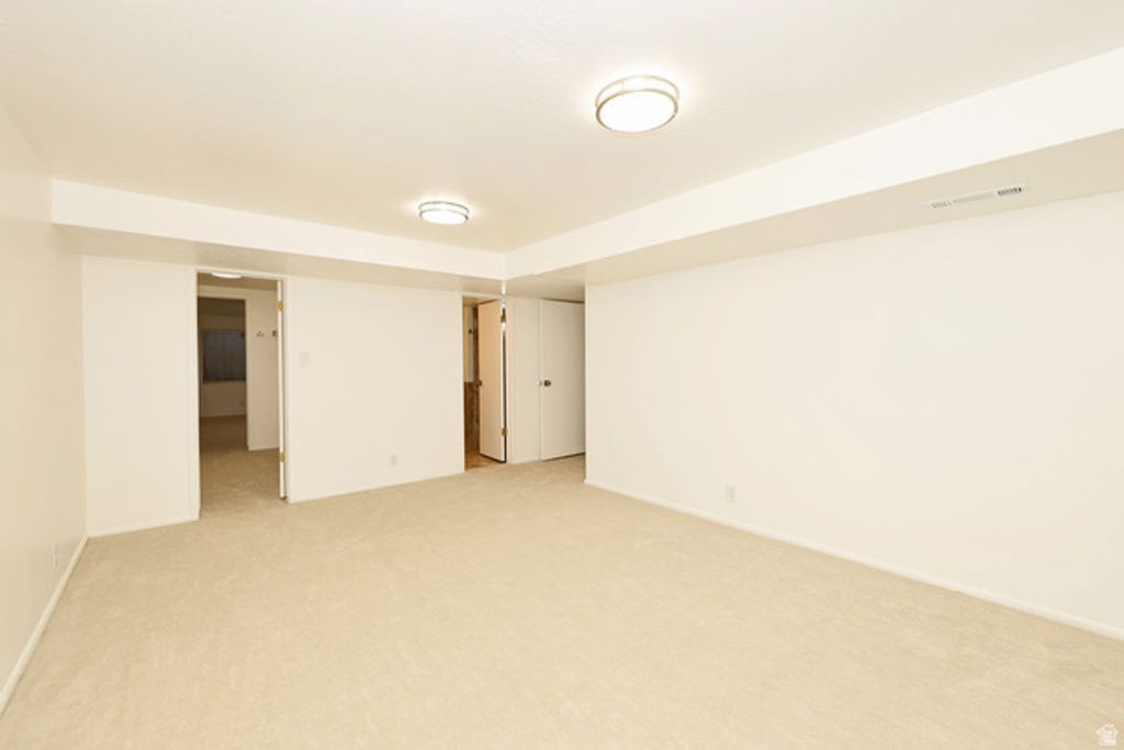 Image 31 of property listing at 4143 S 635 E, Murray, UT 84107