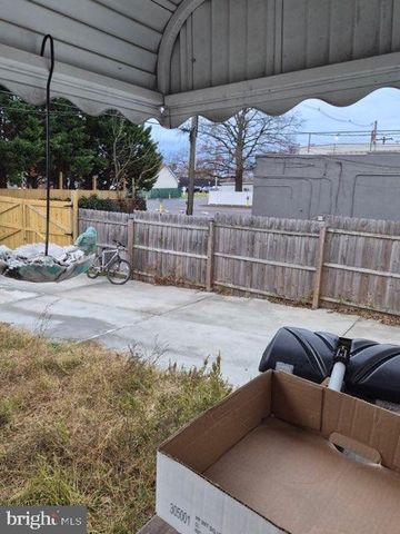 417 EASTERN BLVD, Essex, MD 21221