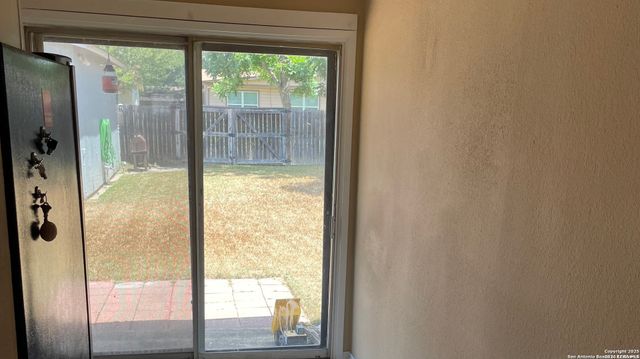 459 Kate Schenck, San Antonio, TX 78223