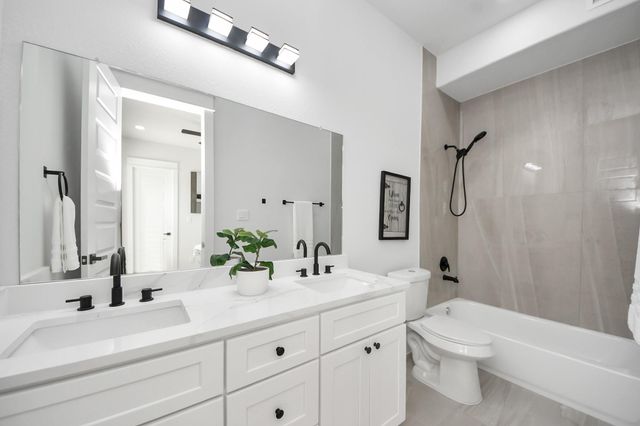 1510 E 31st Street A, Houston, TX 77022