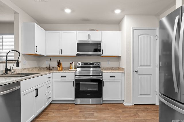 2846 LINDENWOOD RUN, San Antonio, TX 78245