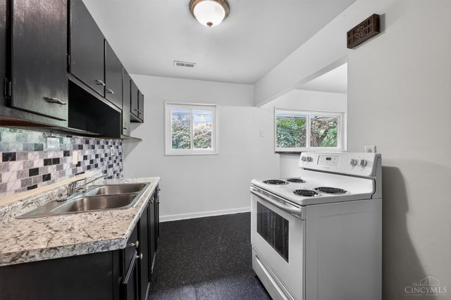 1305 Landis Lane, Springfield Twp., OH 45231