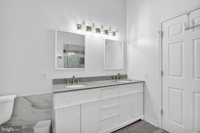 18 KELLY DR, Sicklerville, NJ 08081