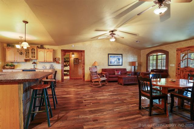 1658 Ann, Kingston, OK 73439