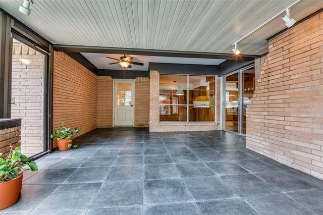 113 Overhill Drive, Waxahachie, TX 75165