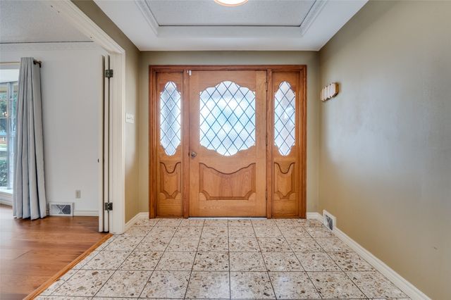 113 Overhill Drive, Waxahachie, TX 75165