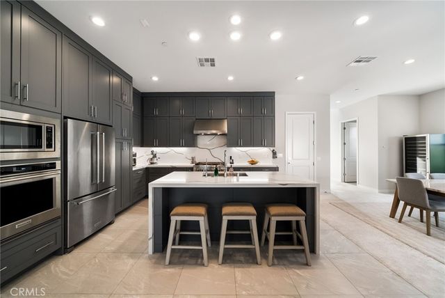 160 Tivoli, Lake Forest, CA 92630