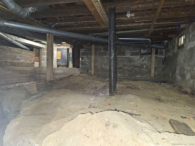 11 Cawley Court, Bristol, CT 06010