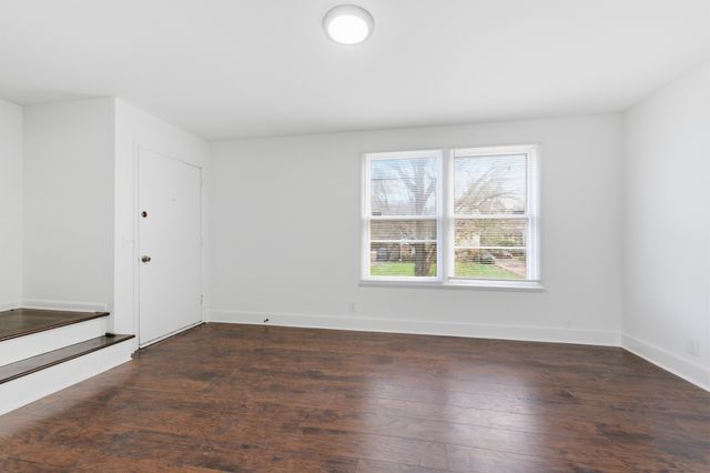 731 McPherson Dr, Nashville, TN 37221