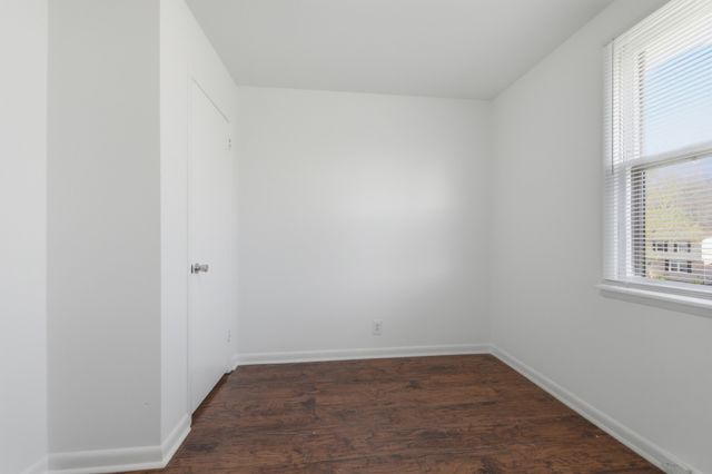 731 McPherson Dr, Nashville, TN 37221