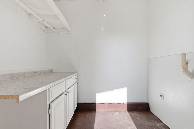 731 McPherson Dr, Nashville, TN 37221