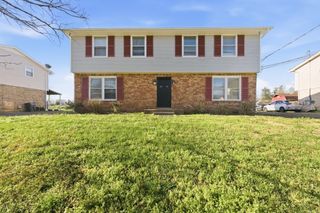 731 McPherson Dr, Nashville, TN 37221