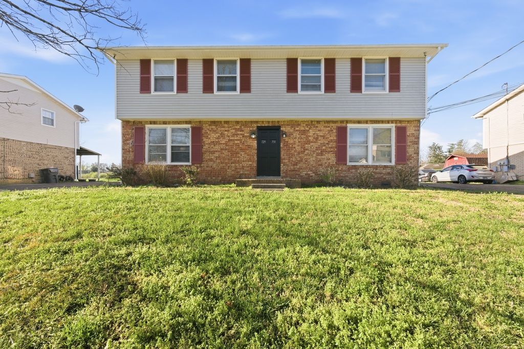 731 McPherson Dr, Nashville, TN 37221