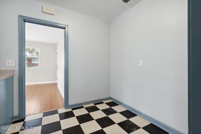3582 HEDRICK Street 4, Jacksonville, FL 32205